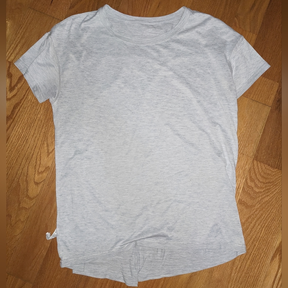 Old Navy active athletic shirt